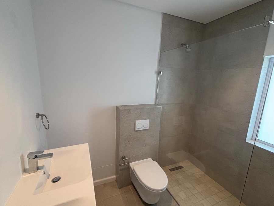 To Let 2 Bedroom Property for Rent in Voliere Estate Western Cape